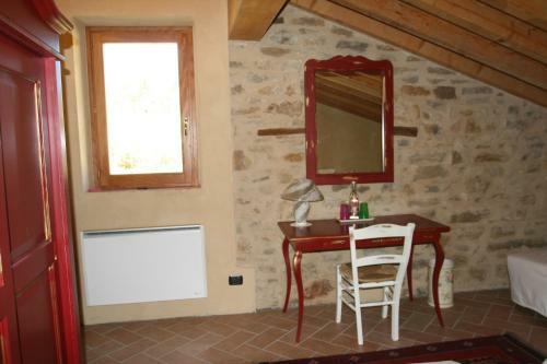 Sacreterre Room And Breakfast