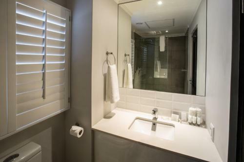 Westay Apartments-max
