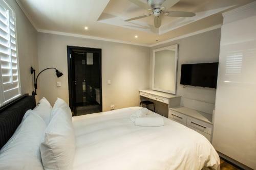 Westay Apartments-max