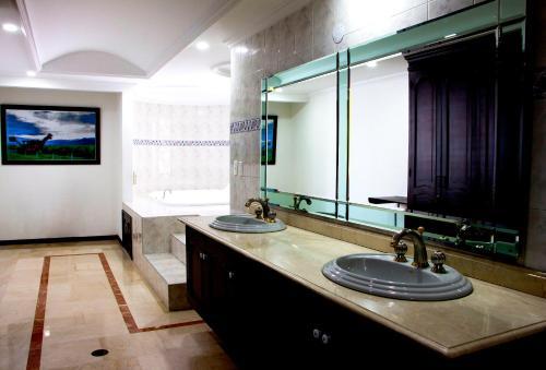 Hotel Cali Plaza Ingenio