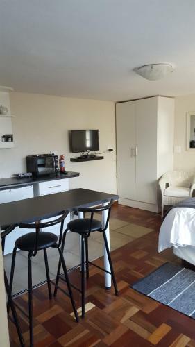 Apartment 7 On Oakleigh