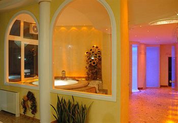 Hotel Salus