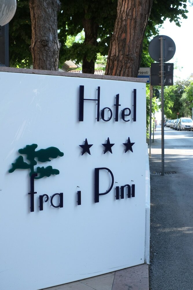 Hotel Fra I Pini