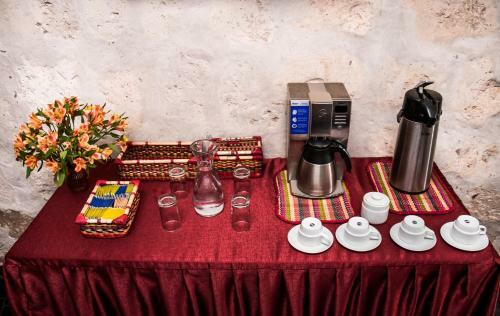 Hotel El Portal De San L�zaro