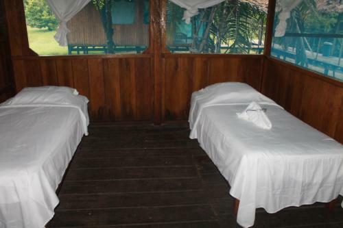 Lodge Tropical Adventures & Expeditions