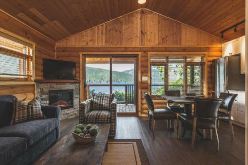 Hotel Wild Renfrew Seaside Cottages