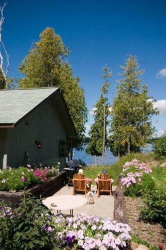 Gunflint Lodge