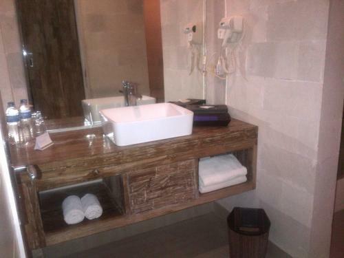 Hotel The Grand Sunti