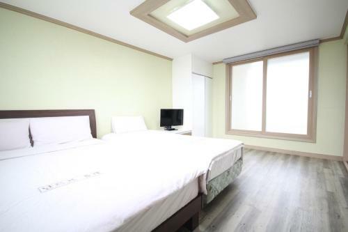 Nandrue Olle Pension