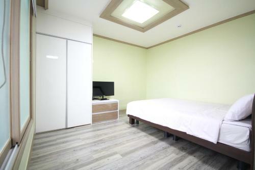 Nandrue Olle Pension