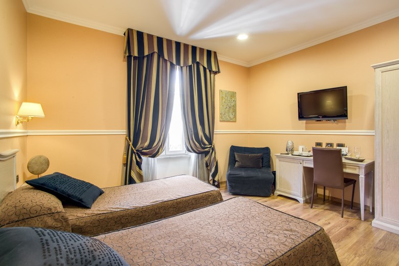 Hotel Papavistarelais