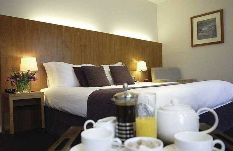 Hotel Apex International