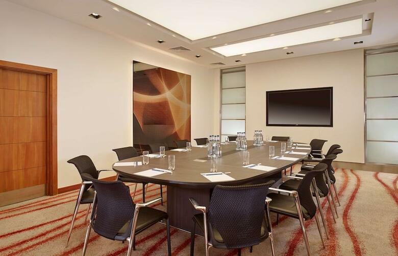 Hotel Park Plaza Victoria London