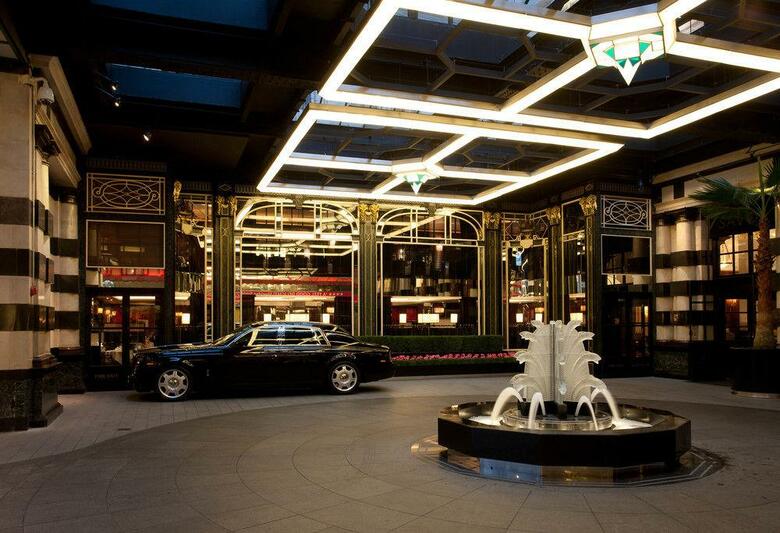 Hotel Savoy
