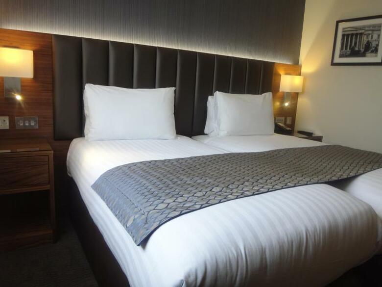 Norfolk Towers Paddington Hotel
