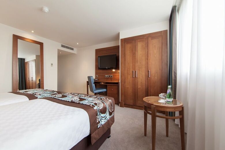 Hotel Thistle Kensington Gardens
