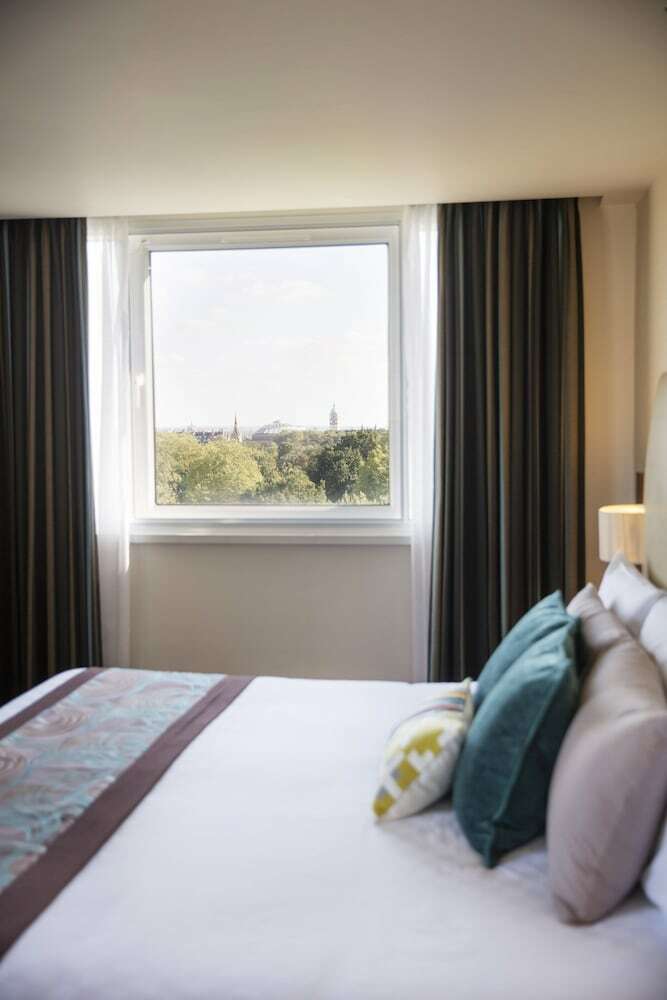 Hotel Thistle Kensington Gardens