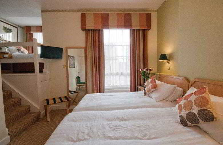 Phoenix Hotel