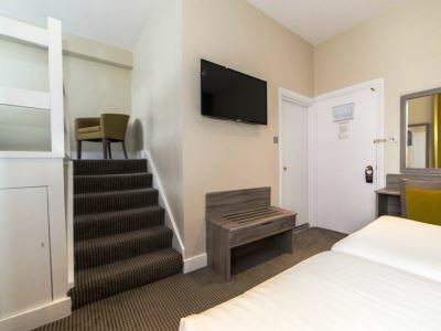 Phoenix Hotel