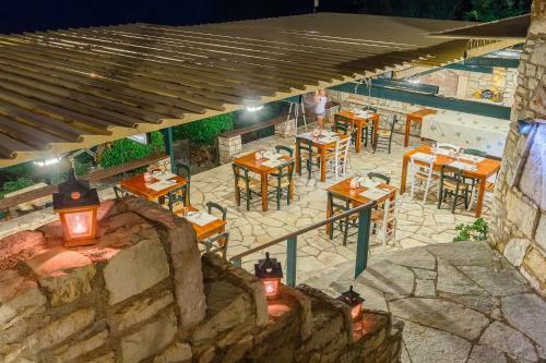 Aparthotel Grekis Beach Hotel And Apartments