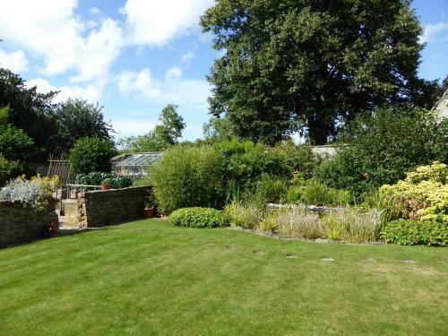 Bed & Breakfast Liongate House