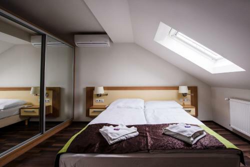 Apartamento Hotel Garzon Plaza