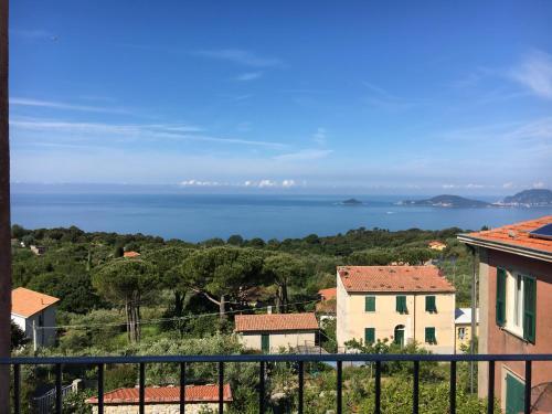 Montemarcello Holiday Home