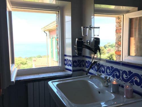 Montemarcello Holiday Home