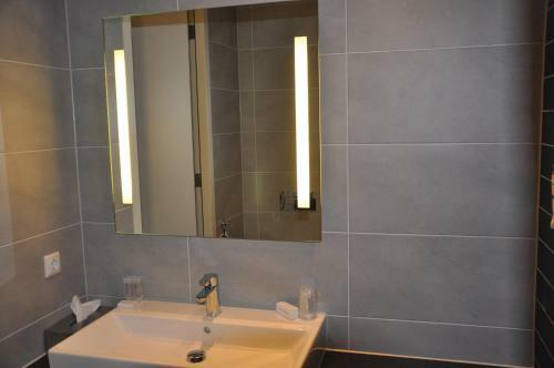 Hotel Rauw Aan De Kade