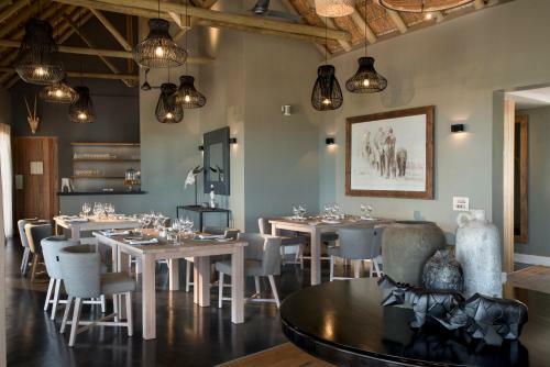 Hostal Mhondoro Safari Lodge & Villa