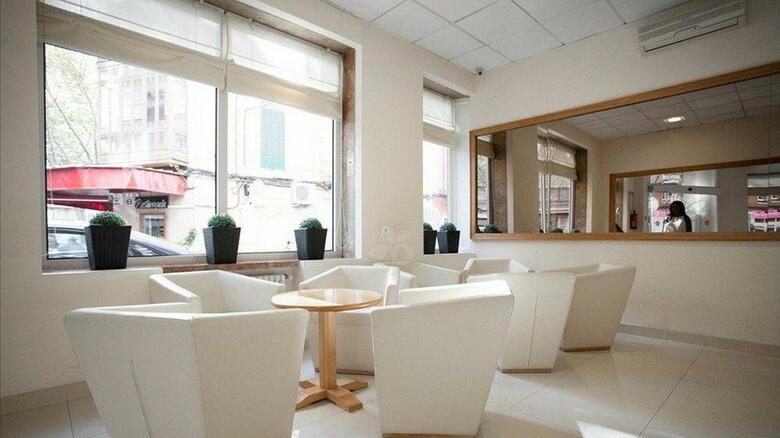 Hotel Amic Col�n