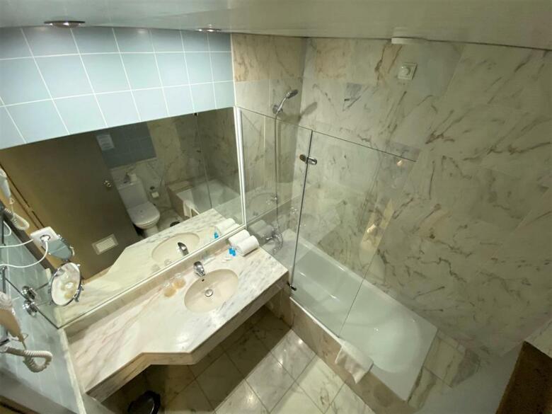 Apulia Praia Hotel