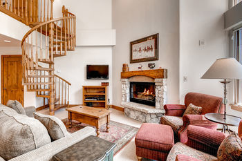 Hotel Elkhorn Lodge