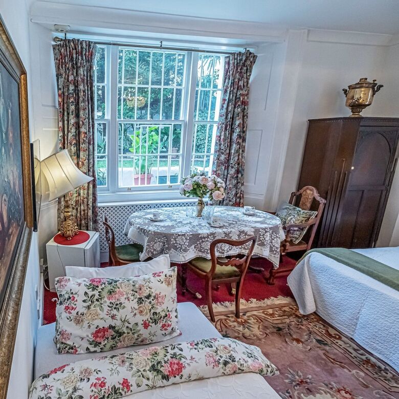 Hotel Juliette's Bed And Breakfast