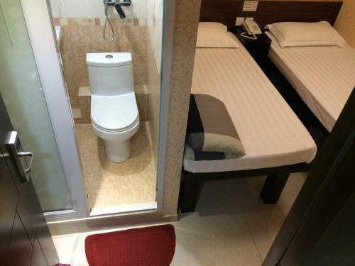 Hostal Modern Hotel