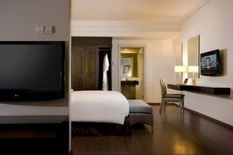 Hakaya Plaza Hotel