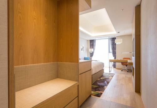 Charis Hotel