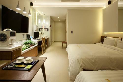 Polo Tourist Hotel