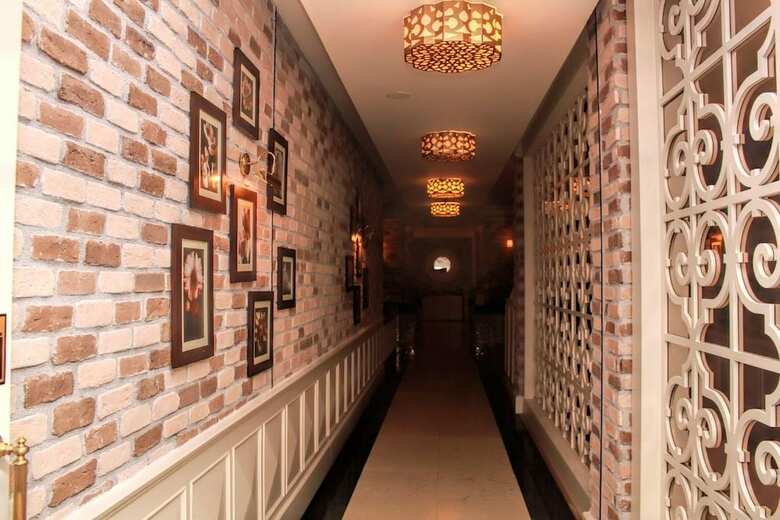 Hotel Vuni Palace