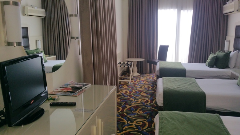 Oscar Resort Hotel