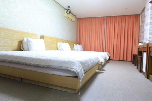 Marina Motel Busan Station