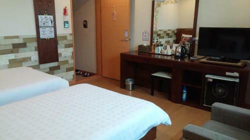 Motel Jeju December Hotel