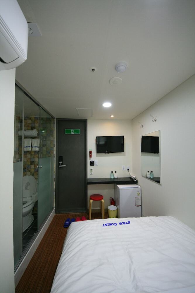 Hostal Star Guest Oneroomtel