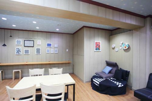 Albergue Mori Guesthouse