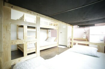 Hostal Hongdae Pencil Guesthouse