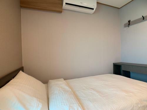 Hostal J-honor Guesthouse