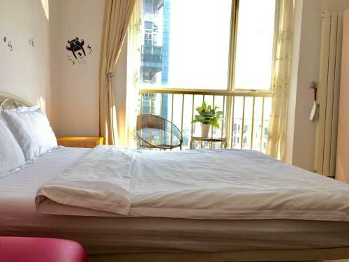 Zhongguancun Daocaoren Apartment