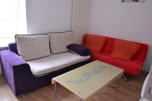 Zhongguancun Daocaoren Apartment