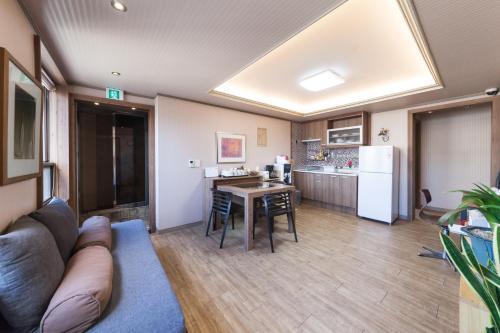 Hostal Yehadoye Guesthouse