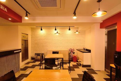 Hostal Red Guesthouse